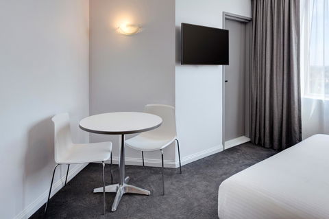 Mercure Sydney Bankstown - Accommodation Australia 26