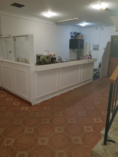 Rest Easy Motel - Local Tourism 36