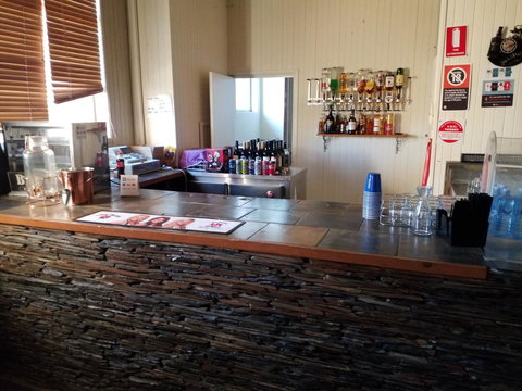 Rest Easy Motel - Local Tourism 3