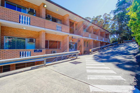 Rest Easy Motel - Local Tourism 7