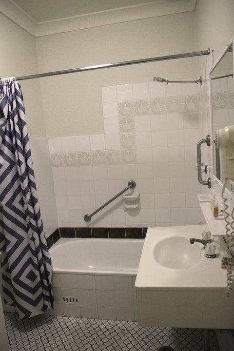 Rest Easy Motel - Local Tourism 26