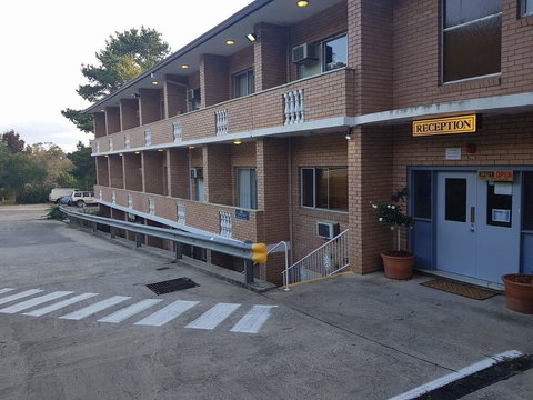 Rest Easy Motel - Local Tourism 42