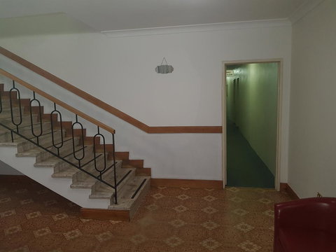 Rest Easy Motel - Local Tourism 37