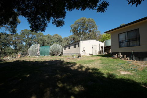 Pound Creek Gallery - Local Tourism 22