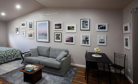 Pound Creek Gallery - Local Tourism 3