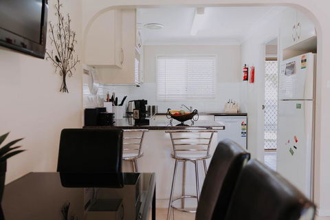 Central Wagga Self Catering Apartment - Accommodation Australia 6