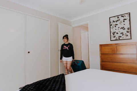 Central Wagga Self Catering Apartment - Accommodation Australia 4