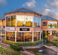 Best Western Plus Albury Hovell Tree Inn - Local Tourism