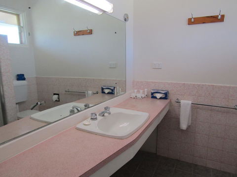 Allonville Gardens Motel - Accommodation Australia 29
