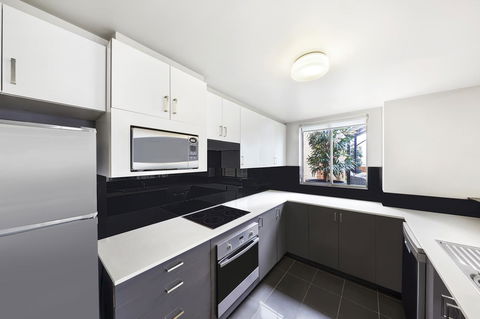 Adina Apartment Hotel Sydney Surry Hills - Australia Shopping 11