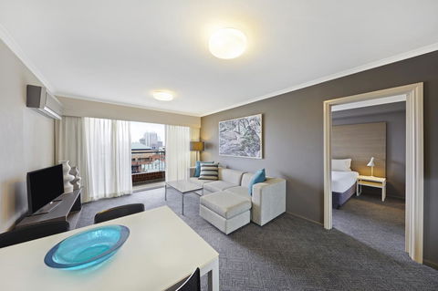 Adina Apartment Hotel Sydney Surry Hills - Australia Shopping 10