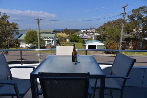 The Boat House - Accommodation Australia 2