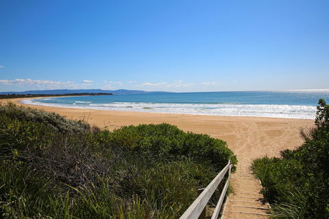 Abode @ Culburra - Pet Friendly - 4 Mins To Beach - Accommodation Australia 24