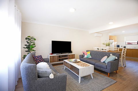 Abode @ Culburra - Pet Friendly - 4 Mins To Beach - Accommodation Australia 0