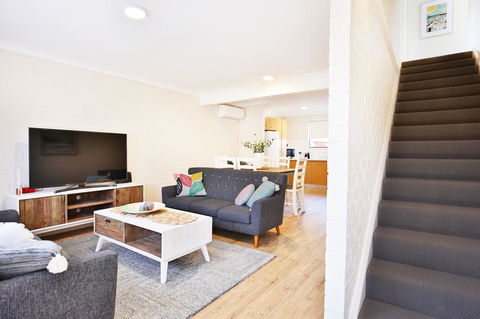 Abode @ Culburra - Pet Friendly - 4 Mins To Beach - Accommodation Australia 7