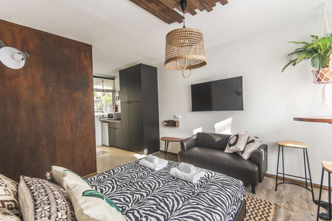 Designer Studios Manly - Local Tourism 28