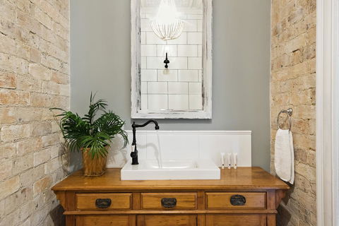 Designer Studios Manly - Local Tourism 4