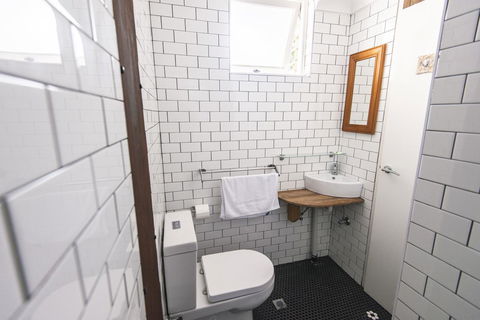 Designer Studios Manly - Local Tourism 33