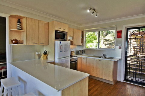 Coastwatch, 26 Comara Terrace - Accommodation Australia 2