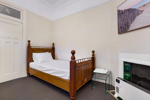Drummoyne 3 Bedroom Home (62ALE) - Local Tourism 2