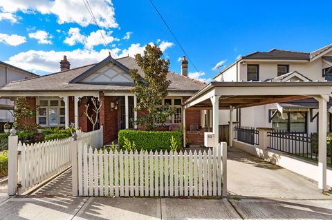 Drummoyne 3 Bedroom Home (62ALE) - Local Tourism 0