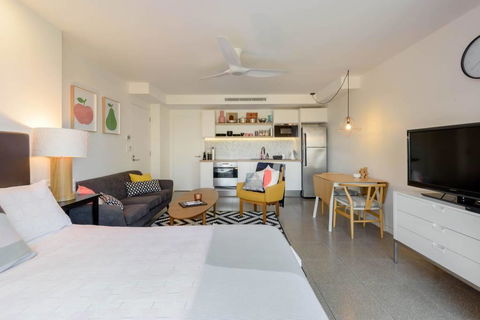 Scandi Beach Apartment - Accommodation Australia 8