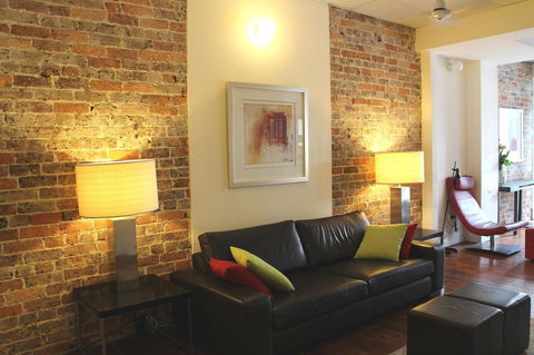 Newtown Cozy Stays - Local Tourism 13