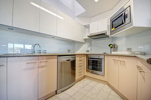 Charlesworth Bay Beach Resort - Bed n Breakfasts 17