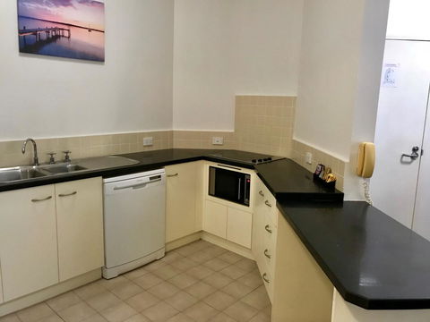Charlesworth Bay Beach Resort - Bed n Breakfasts 11