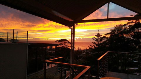 The Beach House Terrigal - Accommodation Australia 8