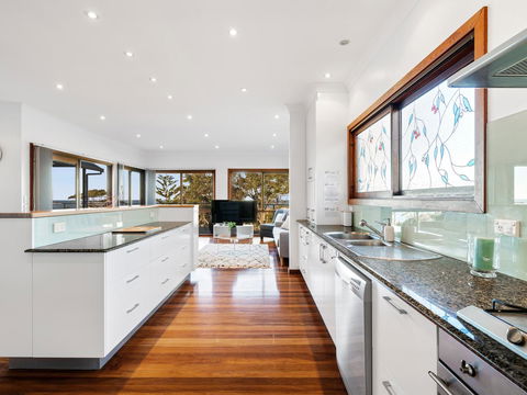 The Beach House Terrigal - Accommodation Australia 2