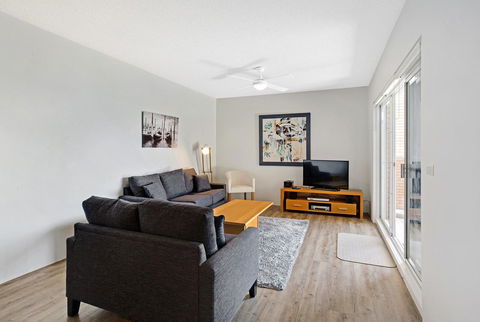 Victoria Parade, Kiah, Unit 10, 53 - Accommodation Australia 2