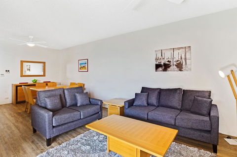 Victoria Parade, Kiah, Unit 10, 53 - Accommodation Australia 3