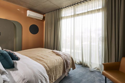 The Collectionist Newtown - Accommodation Australia 41