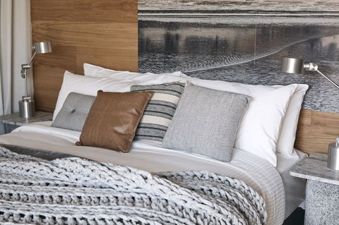 The Collectionist Newtown - Accommodation Australia 8
