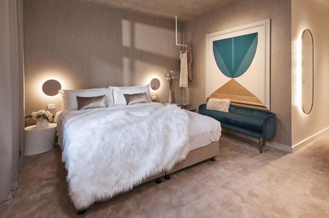 The Collectionist Newtown - Accommodation Australia 26