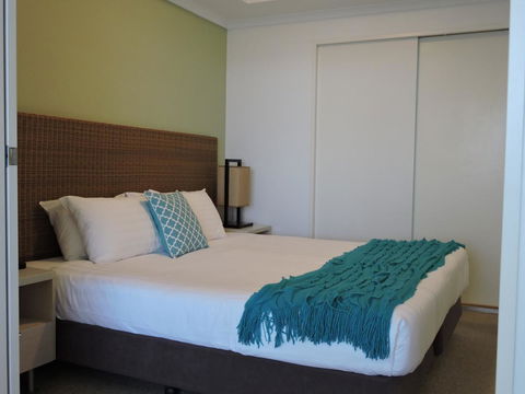 BASE Holidays - Ettalong Beach Premium Apartments - Accommodation Australia 15