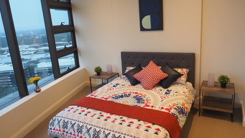 SkyGarden Sydney Olympic Park 3 & 4 Bedroom City View - Bed n Breakfasts 8