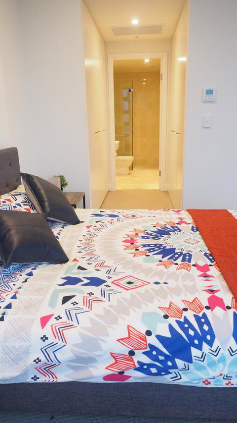 SkyGarden Sydney Olympic Park 3 & 4 Bedroom City View - Bed n Breakfasts 26