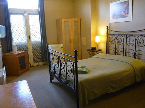 Newtown Backpackers - Local Tourism 22