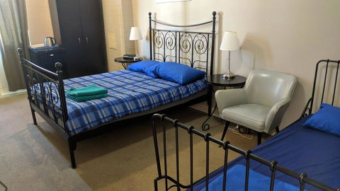Newtown Backpackers - Local Tourism 15