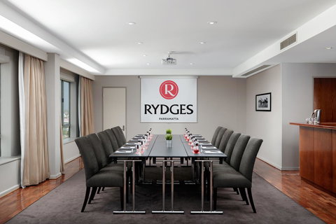 Rydges Parramatta - Bed n Breakfasts 42