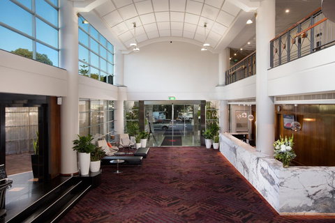 Rydges Parramatta - Bed n Breakfasts 4