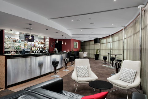 Rydges Parramatta - Bed n Breakfasts 3