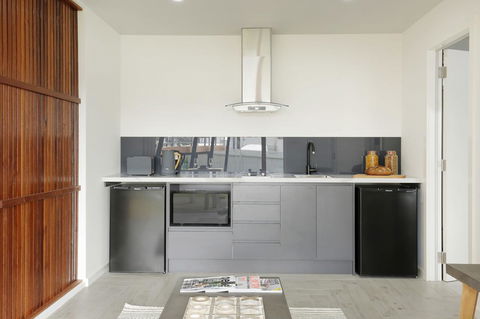 The Beach House North Wollongong - Local Tourism 5