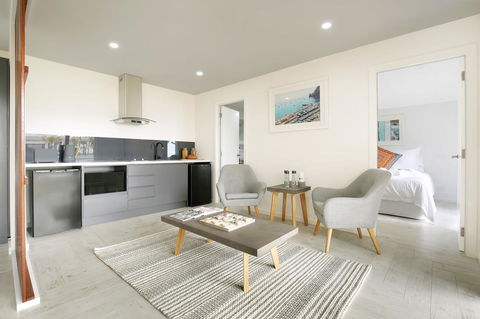 The Beach House North Wollongong - Local Tourism 11