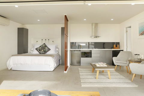 The Beach House North Wollongong - Local Tourism 7