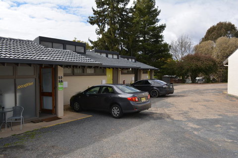 The Apple Inn - Australia Shopping 42