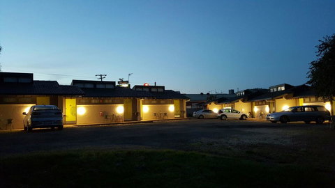 The Apple Inn - Australia Shopping 22