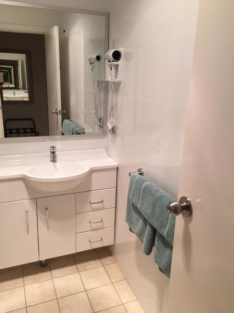 Cooma Motor Lodge Motel - Local Tourism 22